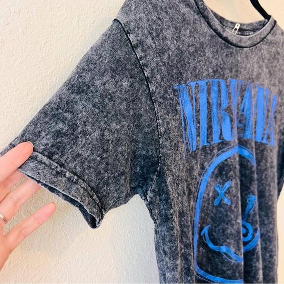 NIRVANA Acid Washed Black Purple Smiley Face Tee Small - Picture 2 of 5